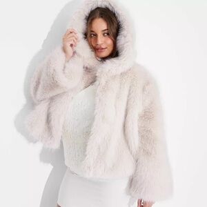 Viral Wild Fable Cream Faux Fur Jacket with Hood